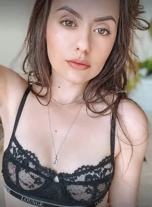 Sweetpeaxox OnlyFans Leaked Free Thumbnail Picture - #MDNYOW7Gec