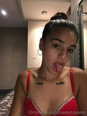 Sweetquenn OnlyFans Leaked Free Thumbnail Picture - #PkZr5aA7NP