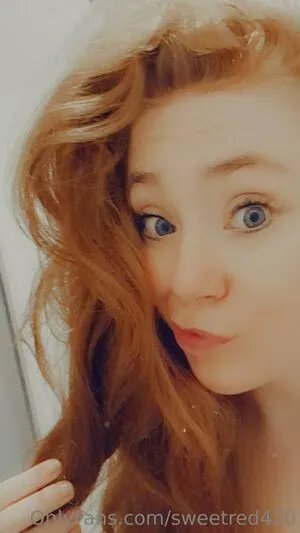 Sweetred420 OnlyFans Leaked Free Thumbnail Picture - #HRt5P1shye