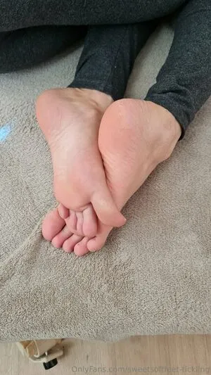 Sweetsoftfeet Tickling OnlyFans Leaked Free Thumbnail Picture - #X8vJcJZpcD