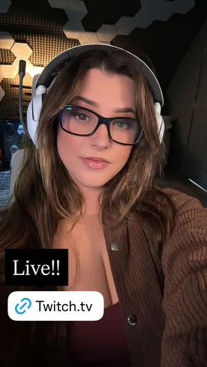 Sweettails OnlyFans Leaked Free Thumbnail Picture - #J1OT3MAlV7