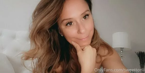 Sweettonii OnlyFans Leaked Free Thumbnail Picture - #AP8B3MLyNu