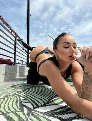 Sweetvenom OnlyFans Leaked Free Thumbnail Picture - #1kaS0H0X3a