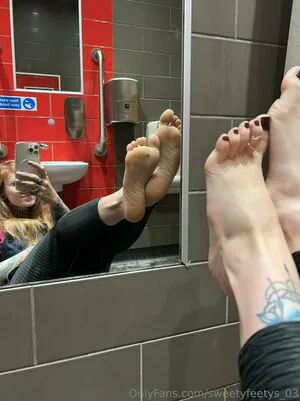 Sweetyfeetys 03 OnlyFans Leaked Free Thumbnail Picture - #U8o2UH4NP7