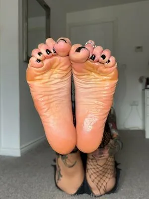 Sweetyfeetys 03 OnlyFans Leaked Free Thumbnail Picture - #ggb3UCWNyd