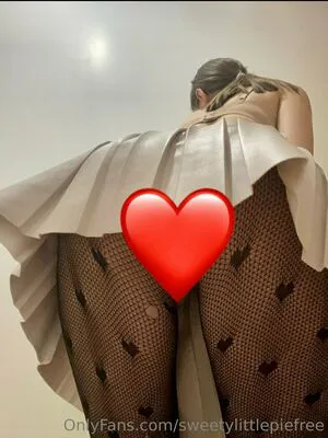 Sweetylittlepiefree OnlyFans Leaked Free Thumbnail Picture - #2jLdqflUAa