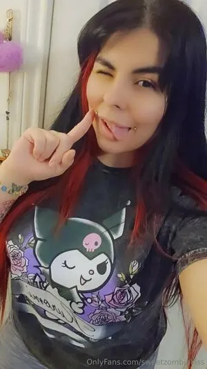 Sweetzombiekiss OnlyFans Leaked Free Thumbnail Picture - #5AEvG3z7Hd