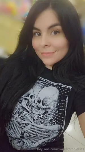 Sweetzombiekiss OnlyFans Leaked Free Thumbnail Picture - #mH5oxfpJ8i