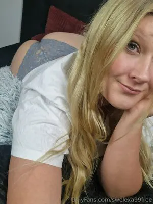 Swelexa99free OnlyFans Leaked Free Thumbnail Picture - #RwTvURloED