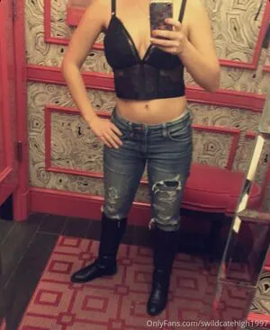 Swildcatehigh1997 OnlyFans Leaked Free Thumbnail Picture - #4gMrLlgh3o