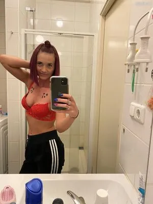 Swing Babe OnlyFans Leaked Free Thumbnail Picture - #3FAx2Rv5bq