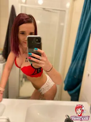 Swing Babe OnlyFans Leaked Free Thumbnail Picture - #Xm4VOY1KgW