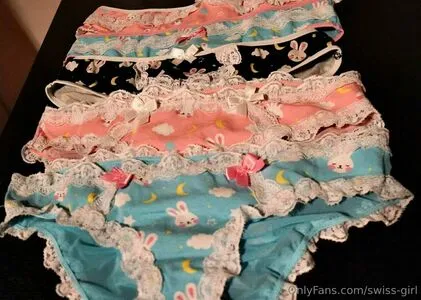 Swiss Girl Vanessa OnlyFans Leaked Free Thumbnail Picture - #EOsrlUGDOb