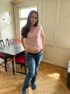 Swiss Girl Vanessa OnlyFans Leaked Free Thumbnail Picture - #gWVPifnVXY