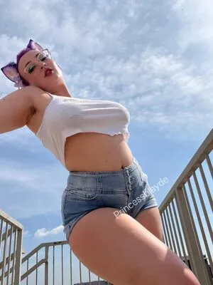 Switchykittee OnlyFans Leaked Free Thumbnail Picture - #CAUEa3eLIi