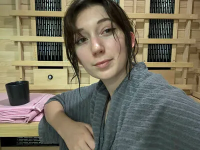 Swordfan OnlyFans Leaked Free Thumbnail Picture - #HCIRaElvaK