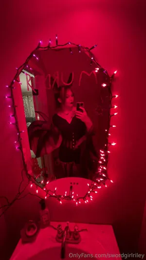 Swordgirlriley OnlyFans Leaked Free Thumbnail Picture - #UG4AqIsN08