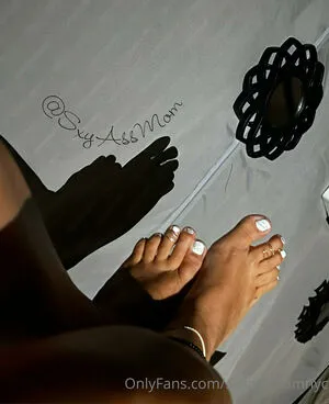 Sxyassmomnyc OnlyFans Leaked Free Thumbnail Picture - #w1SIgtkxCU