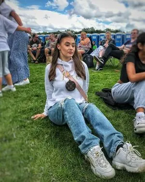 Sydney Etherington OnlyFans Leaked Free Thumbnail Picture - #CmbCat8c7G