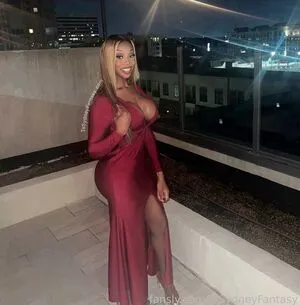 Sydney Fantasy OnlyFans Leaked Free Thumbnail Picture - #045JkO9Grp