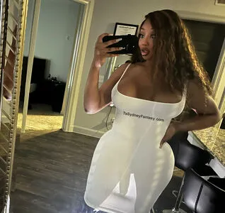 Sydney Fantasy OnlyFans Leaked Free Thumbnail Picture - #Hes7r9I3Ns