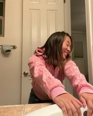 Sydney Kong OnlyFans Leaked Free Thumbnail Picture - #lEdEhM4MqI