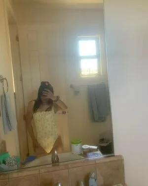 Sydney Kong OnlyFans Leaked Free Thumbnail Picture - #pDg8p6CqAC