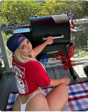 Sydney Maler OnlyFans Leaked Free Thumbnail Picture - #NOoi91P1xk