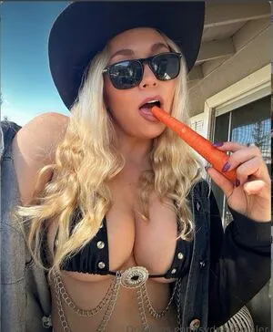 Sydney Maler OnlyFans Leaked Free Thumbnail Picture - #tIvmfAguvi