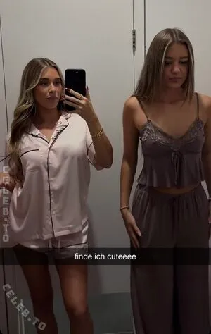 Sydney Ramolla OnlyFans Leaked Free Thumbnail Picture - #pcANPivU3g