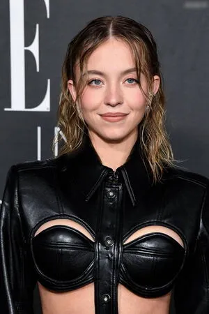 Sydney Sweeney OnlyFans Leaked Free Thumbnail Picture - #0YZ45S9NA7