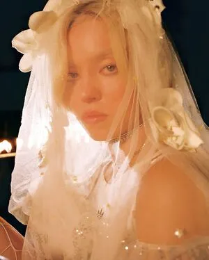 Sydney Sweeney OnlyFans Leaked Free Thumbnail Picture - #0l4PjEy71s