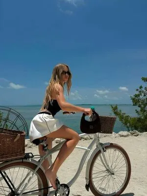 Sydney Sweeney OnlyFans Leaked Free Thumbnail Picture - #0qOlulur6Z