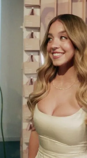 Sydney Sweeney OnlyFans Leaked Free Thumbnail Picture - #1HLmrdUvlv