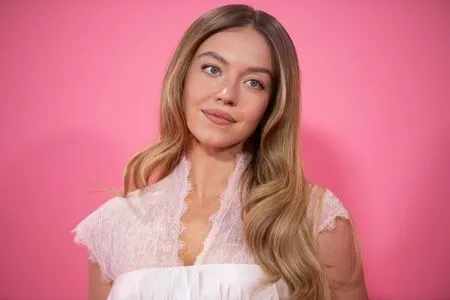 Sydney Sweeney OnlyFans Leaked Free Thumbnail Picture - #2MCAxbJESV