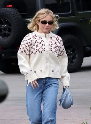 Sydney Sweeney OnlyFans Leaked Free Thumbnail Picture - #2TnU5Um99Z