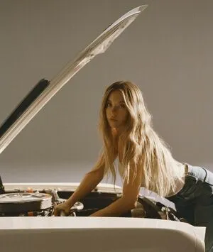 Sydney Sweeney OnlyFans Leaked Free Thumbnail Picture - #2Uj8KfCovH