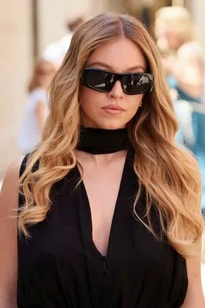 Sydney Sweeney OnlyFans Leaked Free Thumbnail Picture - #2mc9Z2Wm4N