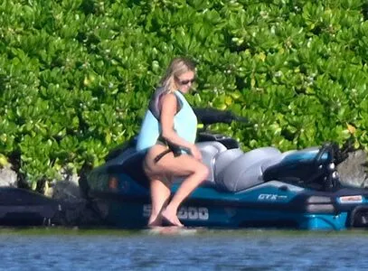 Sydney Sweeney OnlyFans Leaked Free Thumbnail Picture - #2x3aznnWQ2