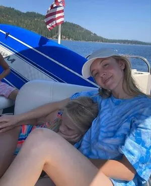 Sydney Sweeney OnlyFans Leaked Free Thumbnail Picture - #3xjcNdAObF