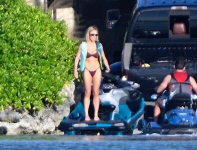 Sydney Sweeney OnlyFans Leaked Free Thumbnail Picture - #5rjP4eM3Ww