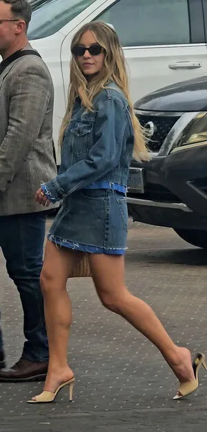 Sydney Sweeney OnlyFans Leaked Free Thumbnail Picture - #7F7Zagrse7