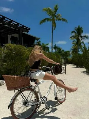 Sydney Sweeney OnlyFans Leaked Free Thumbnail Picture - #7rdZuV7UBM