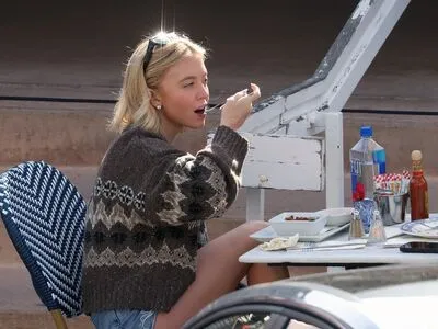 Sydney Sweeney OnlyFans Leaked Free Thumbnail Picture - #9GXS8FxTeB