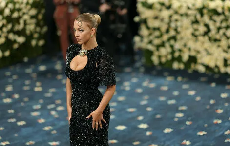 Sydney Sweeney OnlyFans Leaked Free Thumbnail Picture - #AlG2jq6BbS