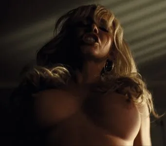 Sydney Sweeney OnlyFans Leaked Free Thumbnail Picture - #C4LlepVmty