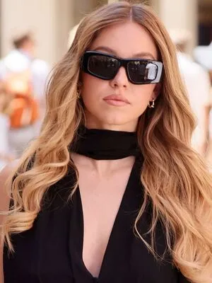 Sydney Sweeney OnlyFans Leaked Free Thumbnail Picture - #CHv7IOPq5c