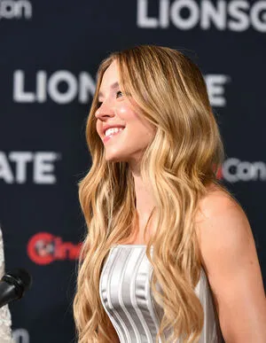 Sydney Sweeney OnlyFans Leaked Free Thumbnail Picture - #Do79AowYKv