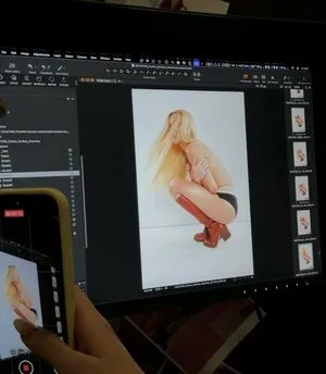 Sydney Sweeney OnlyFans Leaked Free Thumbnail Picture - #FJJReGhhx2