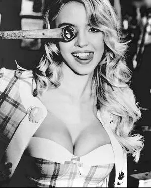 Sydney Sweeney OnlyFans Leaked Free Thumbnail Picture - #G6jJotimiE